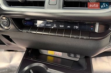 Позашляховик / Кросовер Lexus UX 2023 в Києві
