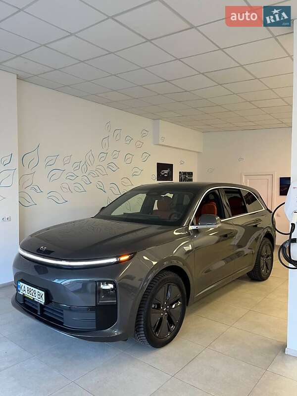 Позашляховик / Кросовер Li Auto L6 2024 в Києві