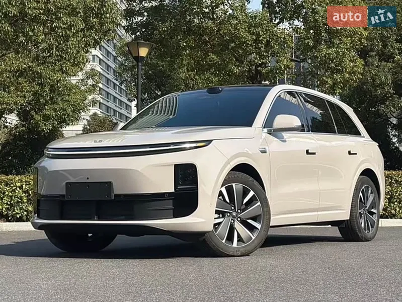 Li Auto L6