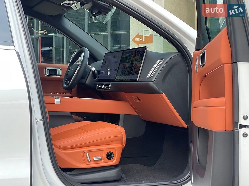 Внедорожник / Кроссовер Li Auto L6 2025 в Одессе фото 8 Внедорожник / Кроссовер Li Auto L6 2025 в Одессе