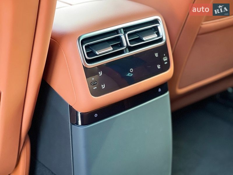 Внедорожник / Кроссовер Li Auto L6 2025 в Одессе фото 14 Внедорожник / Кроссовер Li Auto L6 2025 в Одессе