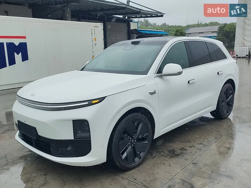 Li Auto L6