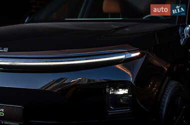 Внедорожник / Кроссовер Li Auto L7 2025 в 