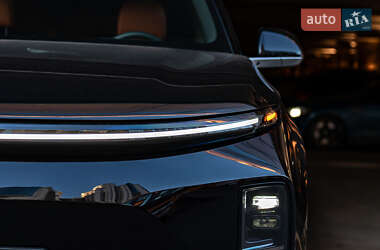 Внедорожник / Кроссовер Li Auto L7 2025 в 