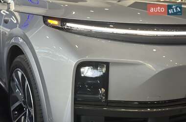 Внедорожник / Кроссовер Li Auto L7 2025 в 