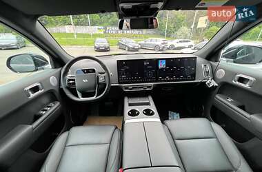 Внедорожник / Кроссовер Li Auto L7 2024 в 