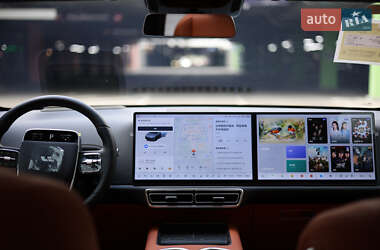 Внедорожник / Кроссовер Li Auto L7 2024 в 