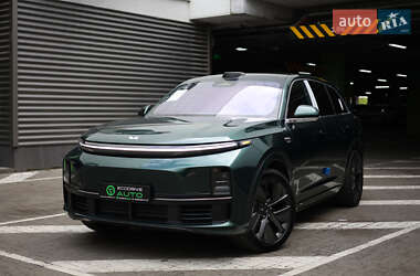 Внедорожник / Кроссовер Li Auto L7 2024 в 