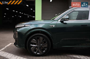 Внедорожник / Кроссовер Li Auto L7 2024 в 