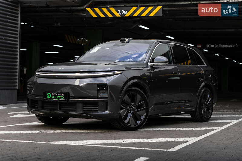 Li Auto L7 2025