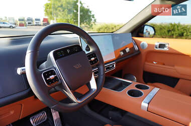 Внедорожник / Кроссовер Li Auto L7 2024 в 