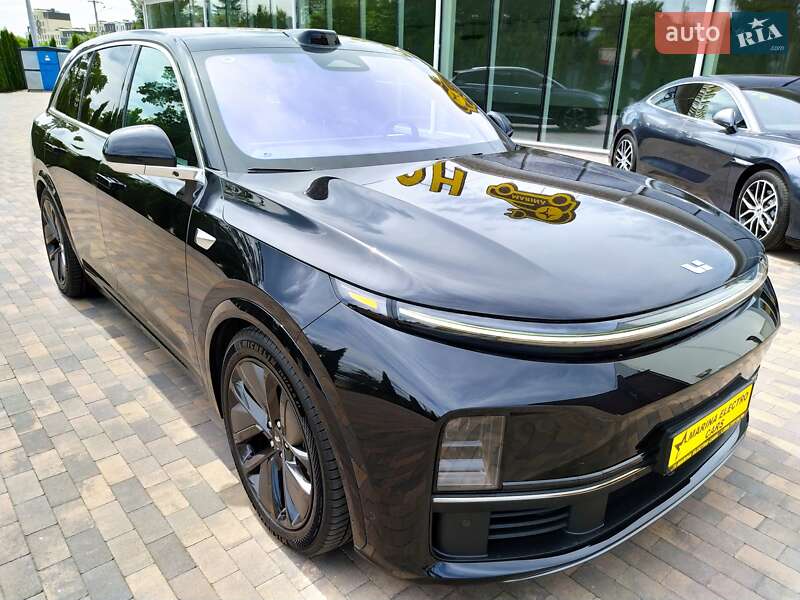 Позашляховик / Кросовер Li Auto L7 2024 в Києві