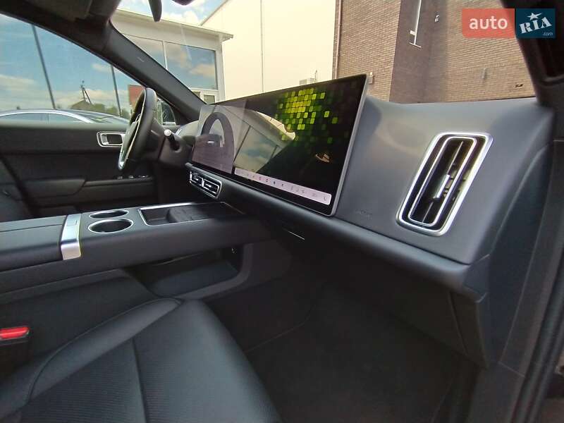 Позашляховик / Кросовер Li Auto L7 2024 в Києві