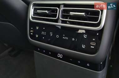 Внедорожник / Кроссовер Li Auto L7 2024 в 