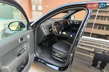 Позашляховик / Кросовер Li Auto L7 2024 в 