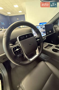Внедорожник / Кроссовер Li Auto L7 2024 в 