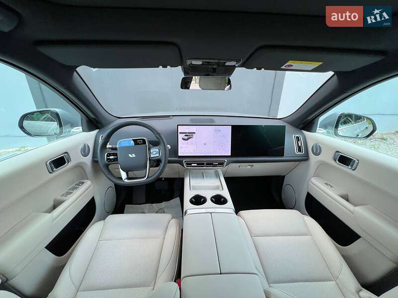 Позашляховик / Кросовер Li Auto L7 2024 в Києві