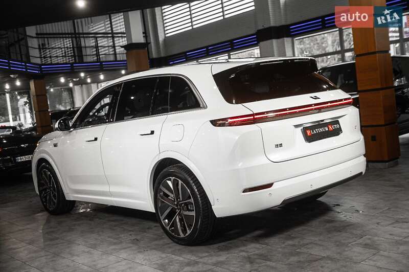 Универсал Li Auto L7 2024 в Одессе фото 74 Универсал Li Auto L7 2024 в Одессе