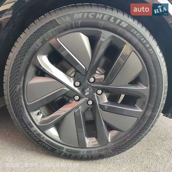 Внедорожник / Кроссовер Li Auto L7 2024 в Львове фото 9 Внедорожник / Кроссовер Li Auto L7 2024 в Львове