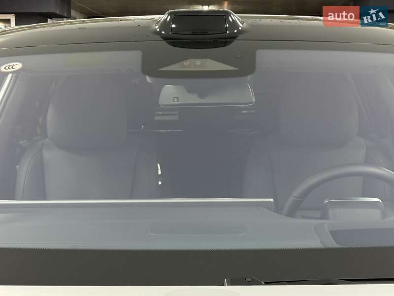 Внедорожник / Кроссовер Li Auto L7 2025 в Одессе