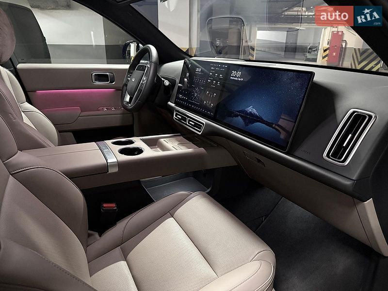 Внедорожник / Кроссовер Li Auto L7 2026 в Киеве
