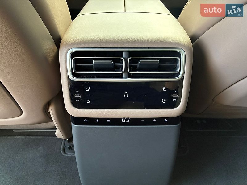 Позашляховик / Кросовер Li Auto L7 2025 в Києві