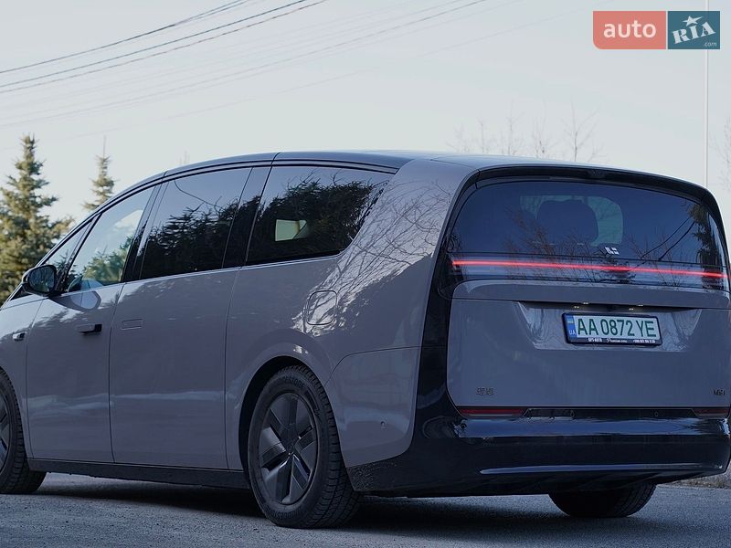 Минивэн Li Auto MEGA 2025 в Киеве