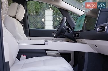 Минивэн Li Auto MEGA 2025 в Киеве