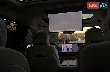 Минивэн Li Auto MEGA 2025 в Киеве