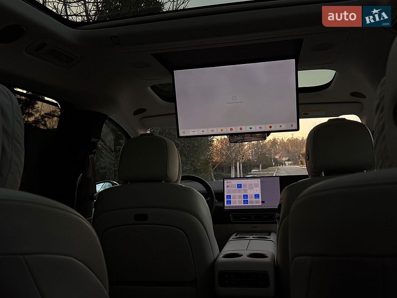 Минивэн Li Auto MEGA 2025 в Киеве