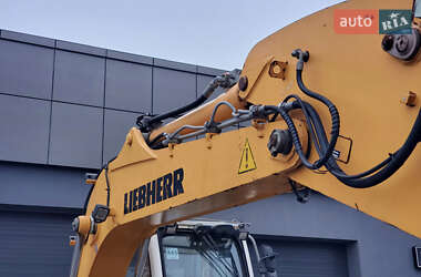 Колесный экскаватор Liebherr 312 2010 в 