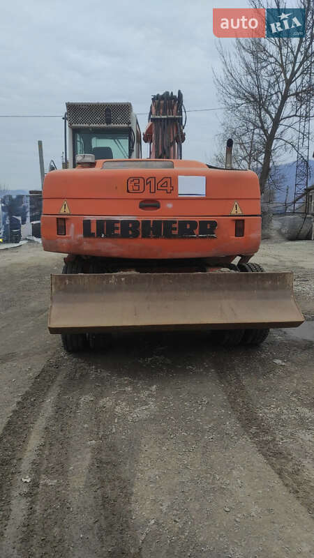 Колесный экскаватор Liebherr 314 2005 в Надворной