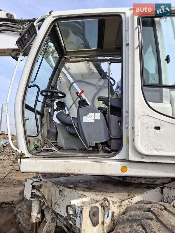 Экскаватор погрузчик Liebherr 314 2006 в Одессе