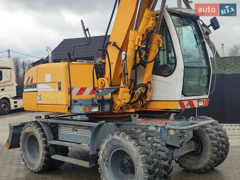 Liebherr 314 2003