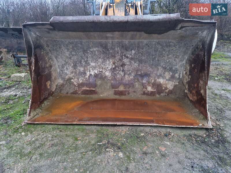 Фронтальный погрузчик Liebherr 574 1999 в Езуполе фото 3 Фронтальный погрузчик Liebherr 574 1999 в Езуполе
