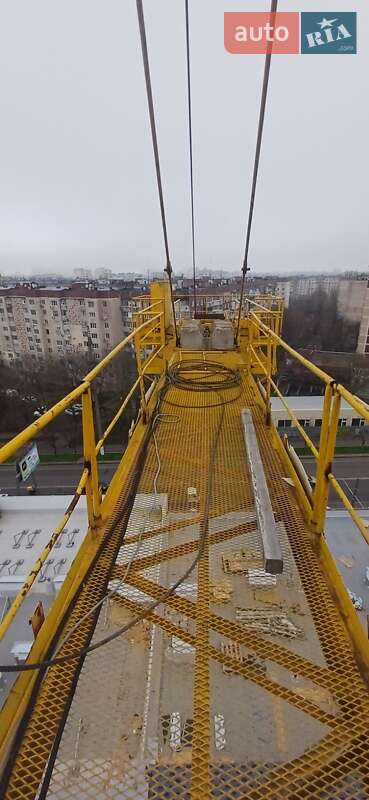 Баштовий кран Liebherr 80 HC 1985 в Одесі
