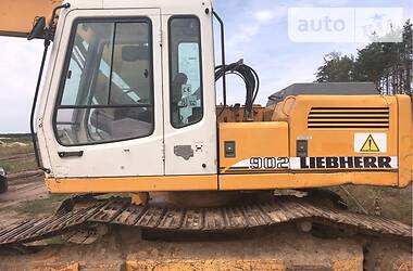 Гусеничный экскаватор Liebherr 902 1997 в Луцке