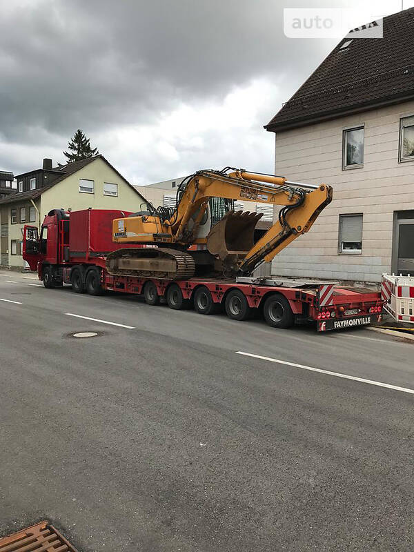 Гусеничный экскаватор Liebherr 904 2005 в Ковеле