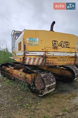 Экскаватор погрузчик Liebherr 942 1988 в 