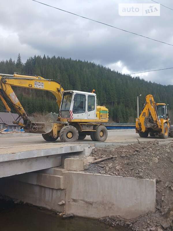 Колесный экскаватор Liebherr A 900 2005 в Путиле