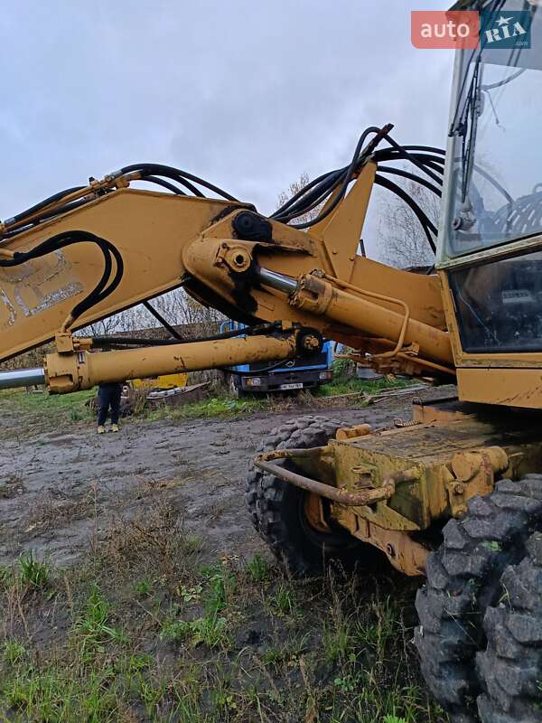 Эвакуатор Liebherr A 902 1990 в Луцке