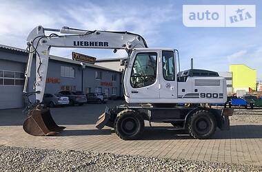 Колесный экскаватор Liebherr A 2012 в Львове