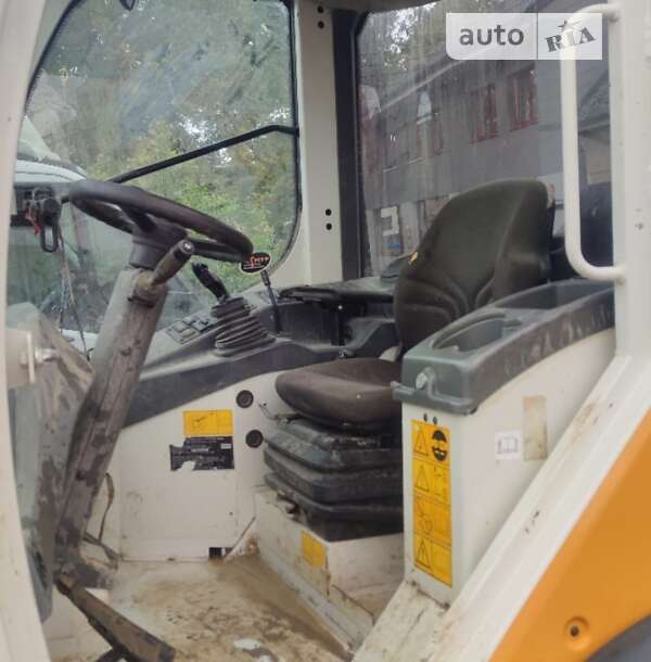 Фронтальный погрузчик Liebherr L 509 2016 в Хусте