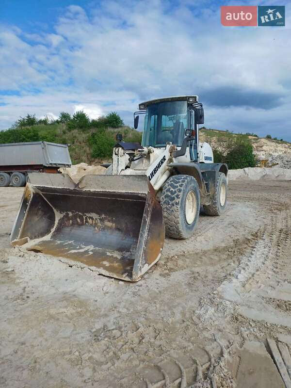 Другая спецтехника Liebherr L 522 2001 в Рогатине