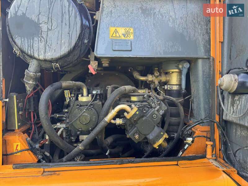 Фронтальні навантажувачі Liebherr L 544 2003 в Камені-Каширському фото 10 Фронтальні навантажувачі Liebherr L 544 2003 в Камені-Каширському