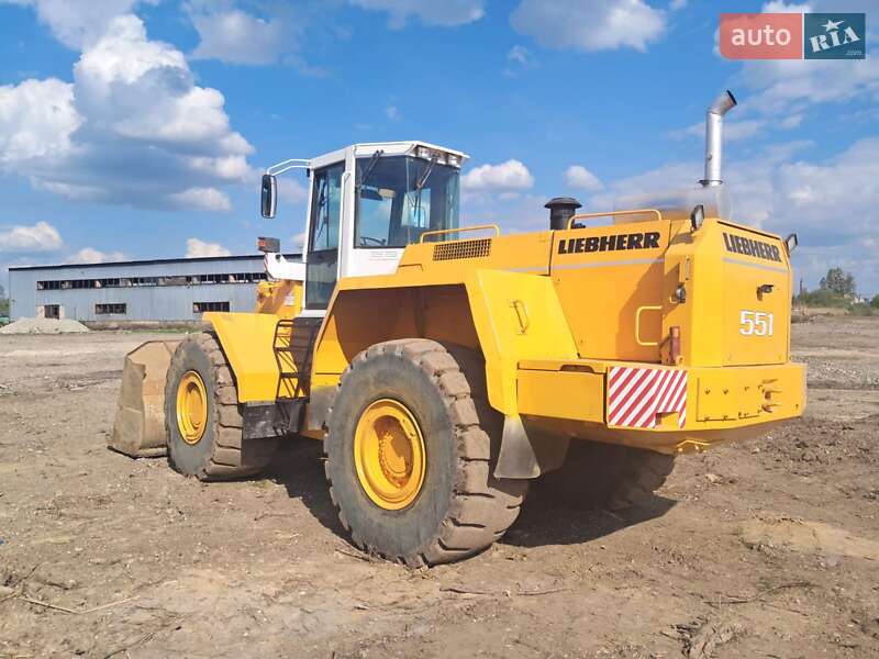 Фронтальный погрузчик Liebherr L 551 1998 в Калуше