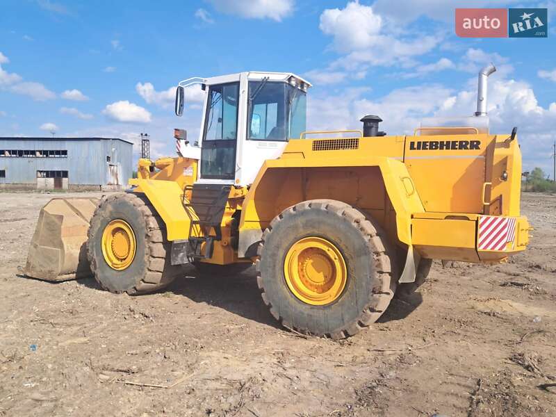 Фронтальный погрузчик Liebherr L 551 1998 в Калуше