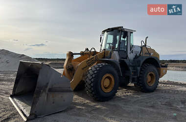 Фронтальный погрузчик Liebherr L554 2003 в Вараше