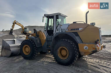 Фронтальні навантажувачі Liebherr L554 2003 в 