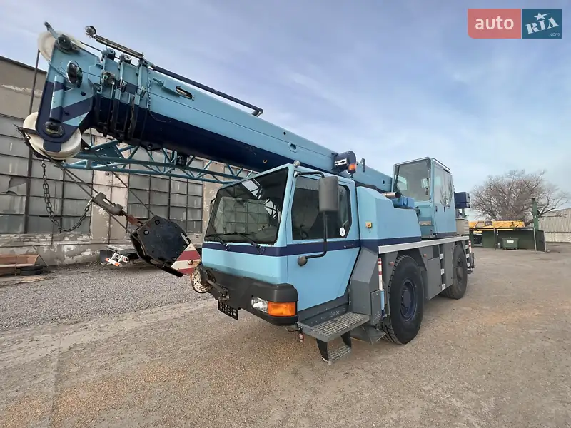 Liebherr LTM 1030 2000